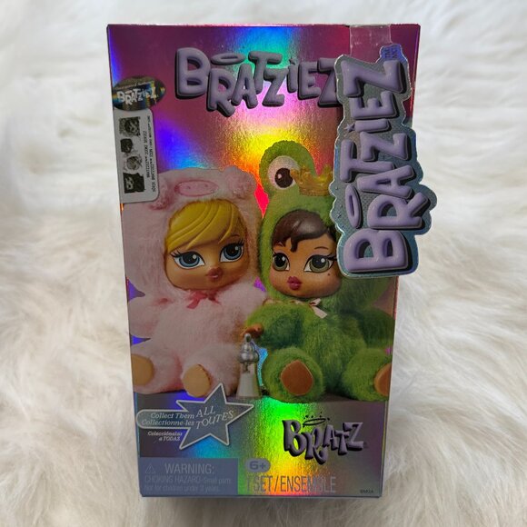 *CONFIRMED SASHA* Bratz Bratziez Iconz Seriez Plush Keychain Blind Box - Picture 2 of 7